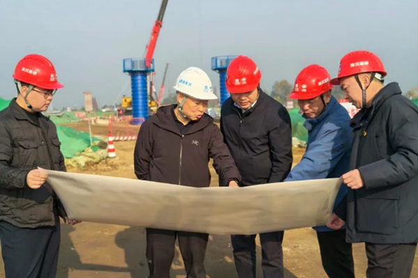 川交公司黨委副書記、董事、總經(jīng)理魯正偉赴多項(xiàng)目開展專項(xiàng)檢查督導(dǎo)